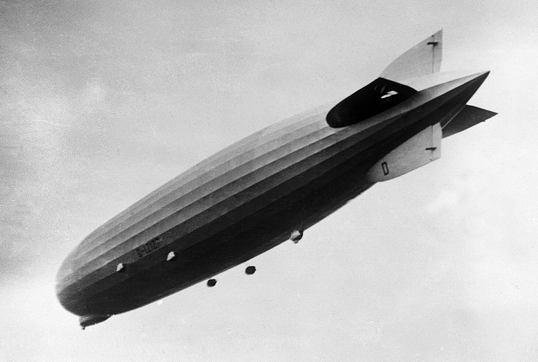 1928: Graf Zeppelin